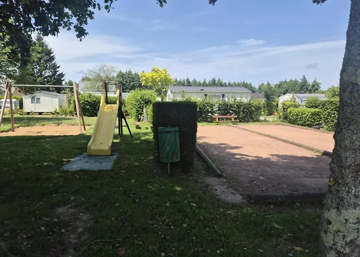 Campsite Mobil-home 4 Personnes Bec-de-Mortagne
